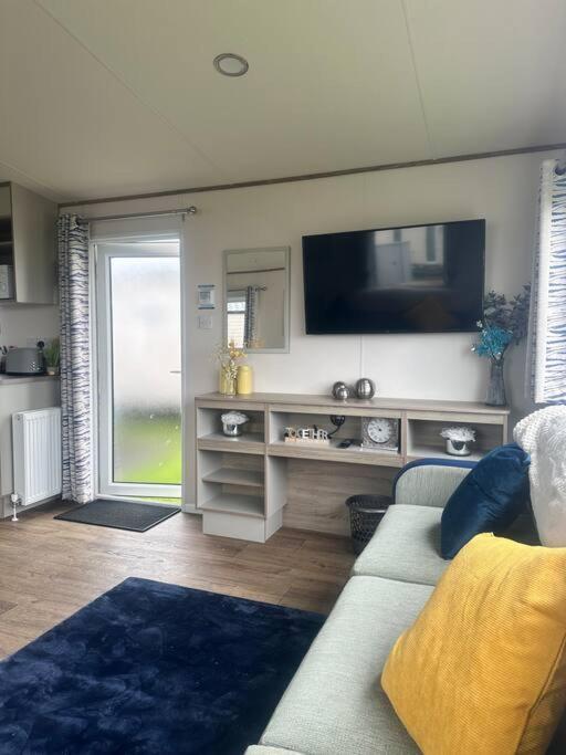 Serenity Coast Wyke Regis Exterior photo